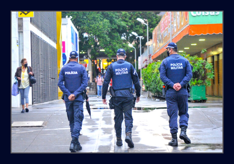 Governador Ibaneis autoriza promoção para mil policiais militares