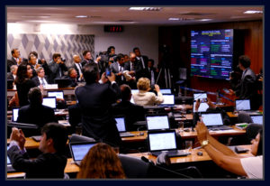 Senadores votam e aprovam o impeachment de Dilma por 15 a 5. Foto Orlando Brito