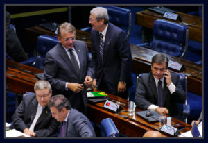 Senadores Antonio Anastasia, Aécio Neves, Cássio Cunha Lima e os deputados Pauderney Avelino e Antônio Imbassahy.