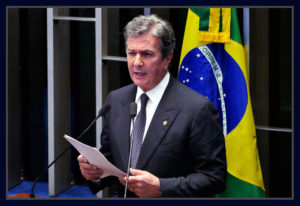 Ex-presidente Fernando Collor na tribuna do Senado diz que vota a favor do impeachment de Dilma Rousseff. Fotos Orlando Brito