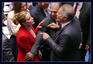 Senadores Gleisi Hoffman e Renan Calheiros batem boca durante sessão do Impeachment. Fotos Orlando Brito