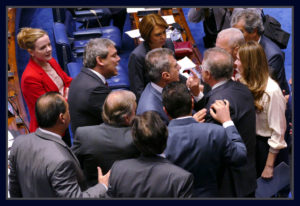 Senadores Lindbergh Farias, Gleisi Hoffmann e Renan Calheiros batem boca durante sessão do Impeachment. Fotos Orlando Brito