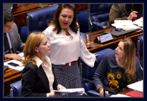 Senadoras Gleisi Hoffmann, Kátia Abreu e Vanessa Grazziotin.