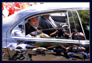 Governador Wellington Dias chega ao Palácio da Alvoraa. Foto Renato Alves/ObritoNews