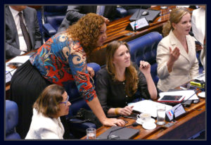 Senadoras Líndice da Mata, Vanessa Grazziotin, Gleisi Hoffmann e a deputada Jandira Feghali.
