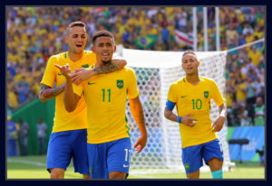 Luan, Gabriel Jesus e Neymar comemoram gol do Brasil sobre Honduras. Foto Evandro Teixeira/ObritoNews