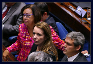 Senadores Líndice da Mata, Vanessa Grazziotin e Lindberg Farias.