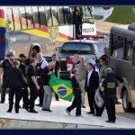 Invasores deixam plenário, são indiciados e presos