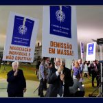 Câmara aprova bandeira histórica das esquerdas, que votaram contra